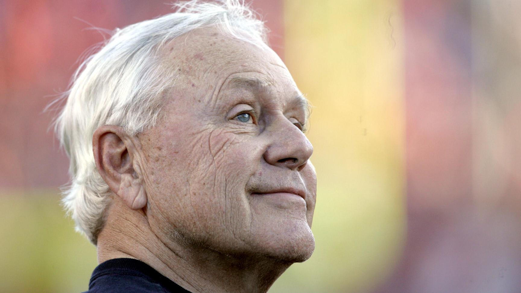 Greg Hansen: The time has come to say mahalo to Dick Tomey, a great coach and man